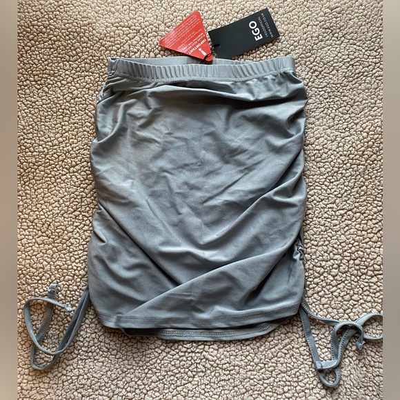 Ego- Ruched Side Detail Disco Mini Skirt, SIZE: US 4, UK 8 - Picture 2 of 5